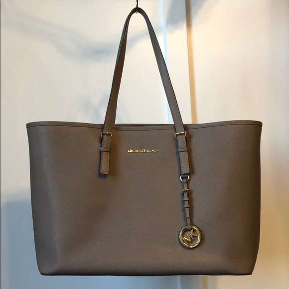Michael Kors Handbags - Michael Kors Travel Tote Bag